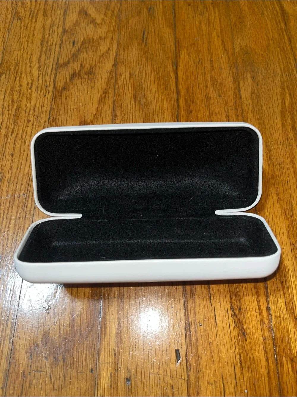 Calvin Klein Jeans White and Black Eyewear Case